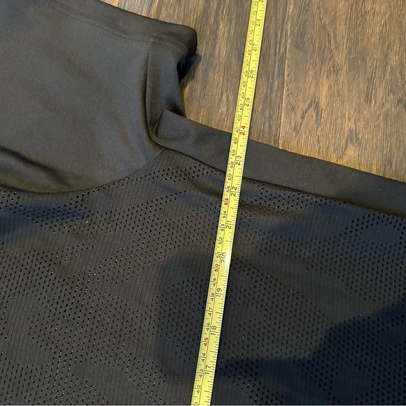 Stella McCartney for Adidas men’s XL Soccer Shirt - Picture 5 of 6